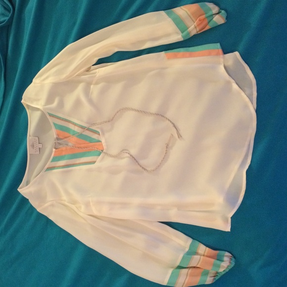 Madison Marcus blouse size small