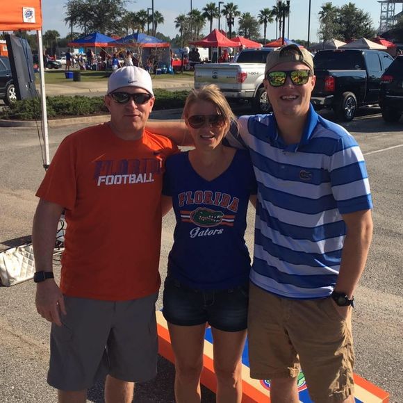 Meet your Posher, Stacey - Picture 1 of 1