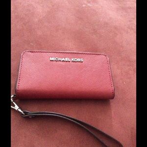 Michael Kors Cellphone Wristlet