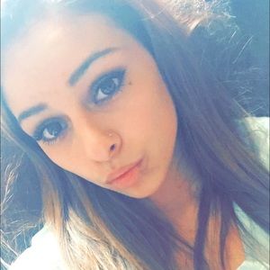 Meet your Posher, Alissa