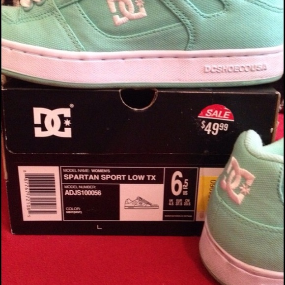 DC Skate Shoes