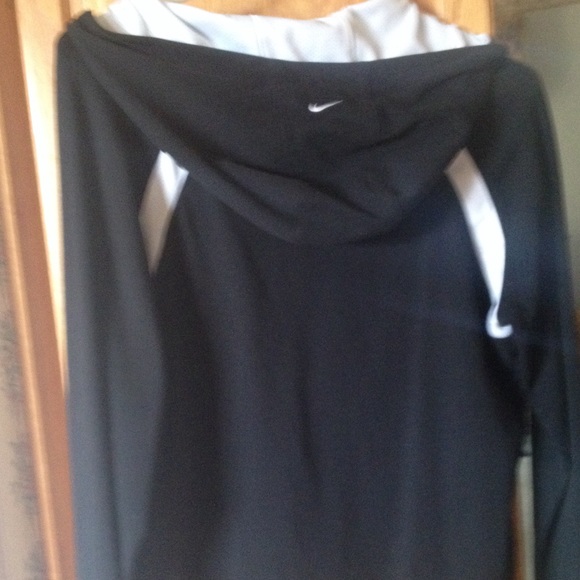 Jacket - Picture 4 of 5