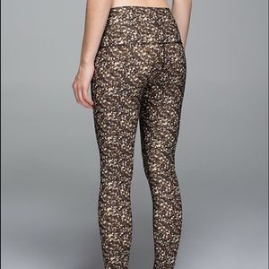 Rare Shine Tight Lululemon leggings