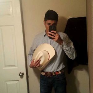 Meet your Posher, Jovani