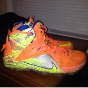 Lebron 12