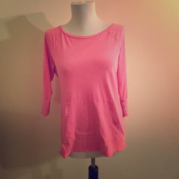 GAP Minna Soda Wash Kanga Pocket top