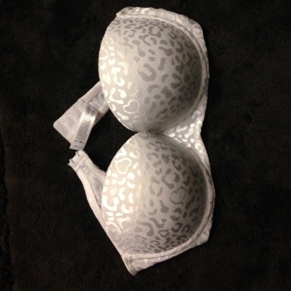 ✅SOLD✅Strapless bra by Wonderbra