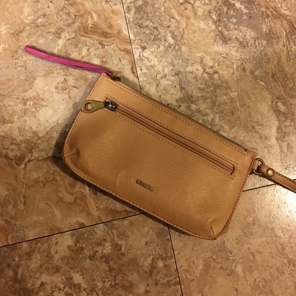 Relic wristlet - Picture 2 of 3