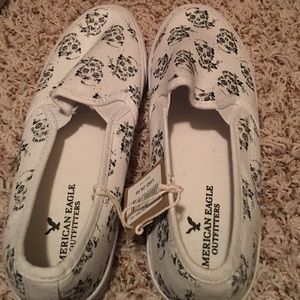American eagle skull candy shoes
