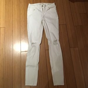 Bullhead white jeans