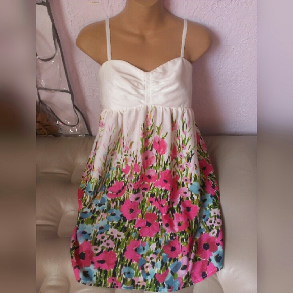 SOLD Ladies Dress Like NEW!!!