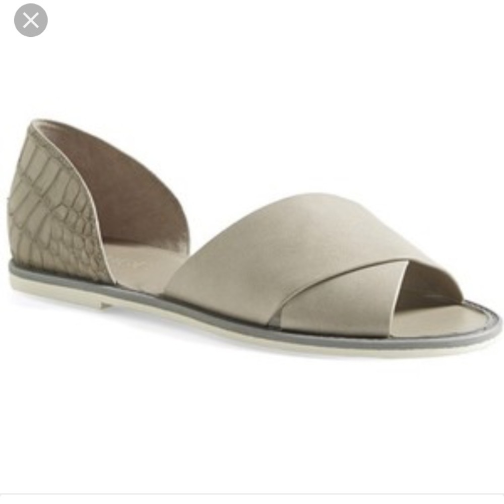 X SOLD X NEW Vince Ida flats Woodsmoke