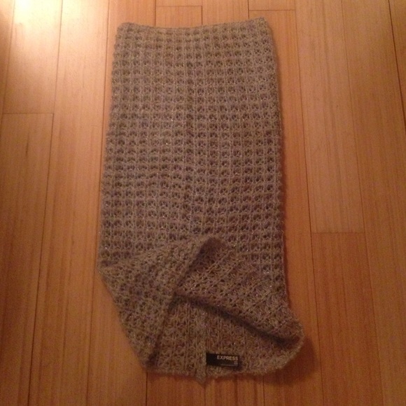 Express Metallic Knit infinity Scarf - Picture 2 of 4