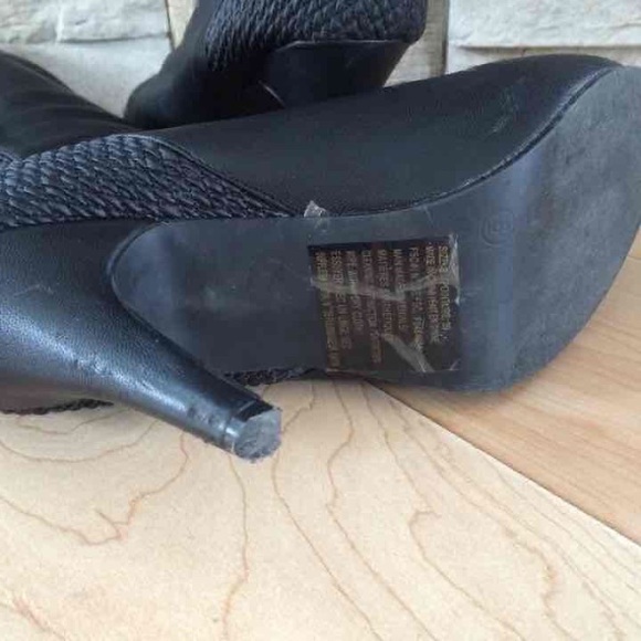 🚫 SOLD 🚫 - Picture 2 of 3