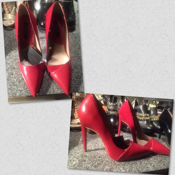 Zara Red Pumps