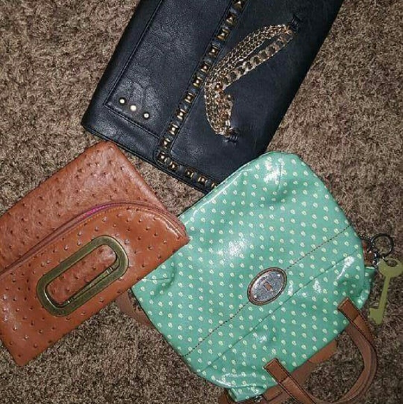 3 purses