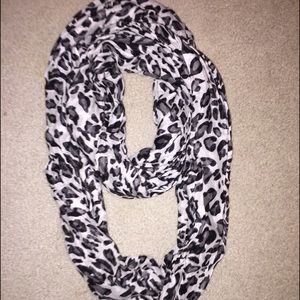 New York & Company infinity scarf