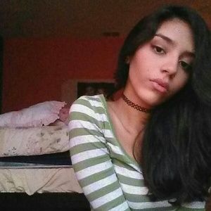 Meet your Posher, Alejandra