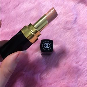 🌸Authentic Chanel Rouge Coco Shine in Évasion