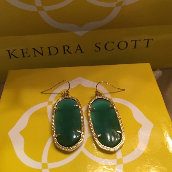 ****BUNDLED****Kendra Scott Earrings