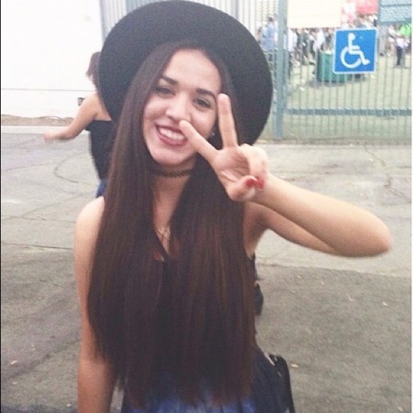 Meet your poshetts!👯 - Picture 5 of 6