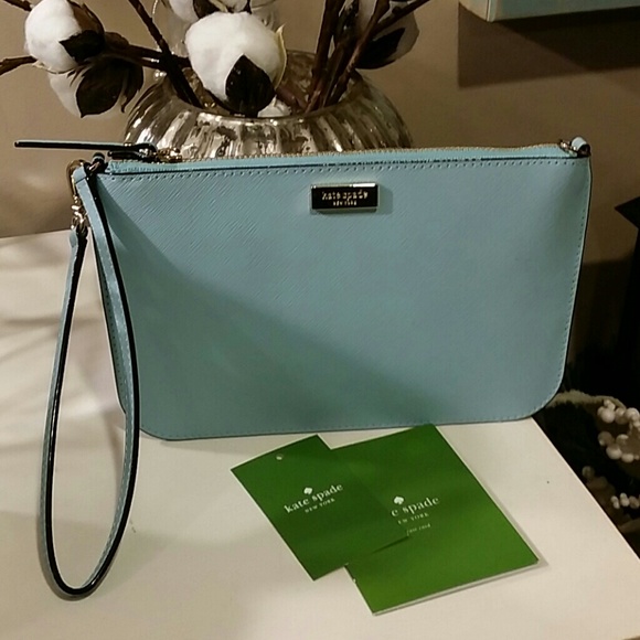 kate spade Handbags - Authentic kate spade Wristlet New/tag