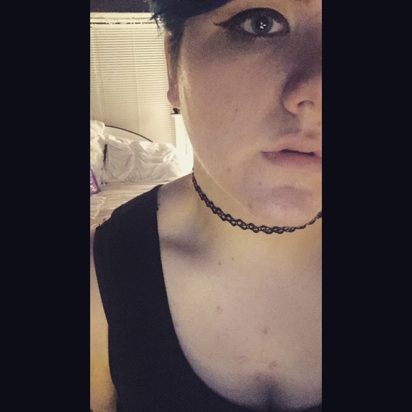 Meet your Posher, Chris - Picture 1 of 1