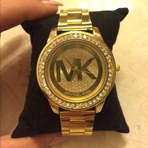 MK watch !