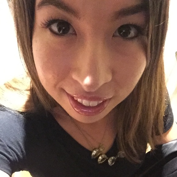 Meet your Posher, Michelle - Picture 3 of 3