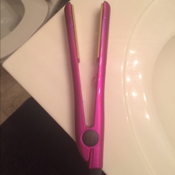 Gently used chi ultra flat iron