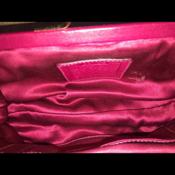 Authentic Coach clutch - Picture 3 of 3