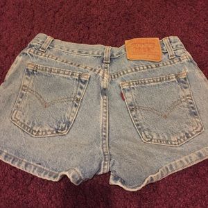 Levis high Waist shorts
