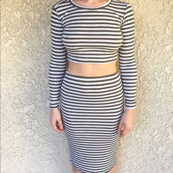Forever 21 two piece skirt