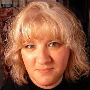 Meet your Posher, Marianne