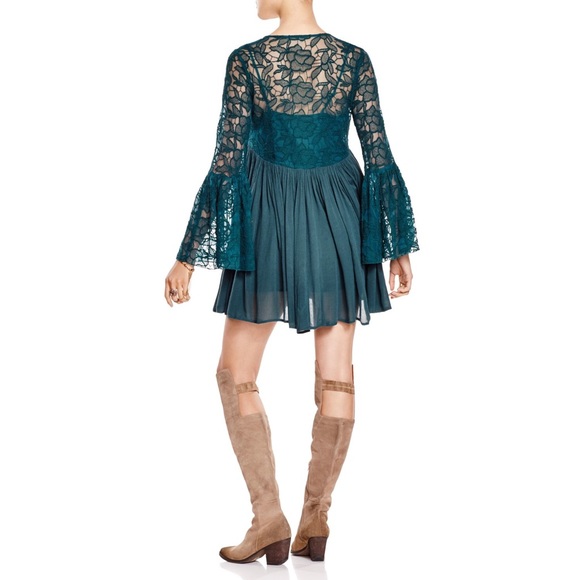 🚫SOLD🚫Free People Bell Sleeve Lace Dress - Picture 2 of 4