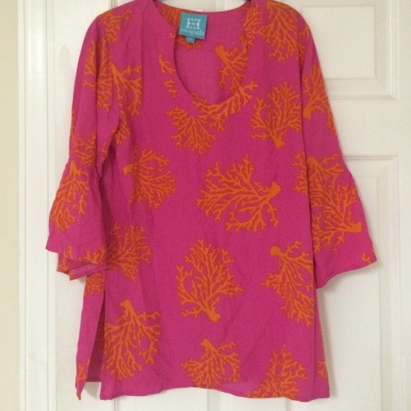 Escapada Ruffle Sleeve Tunic