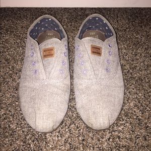 TOMS women's size 8.5 grey