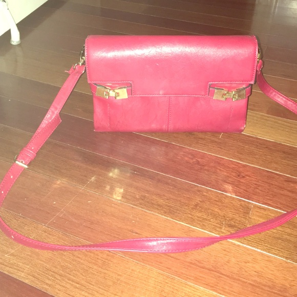 Super fashionable red mini purse !