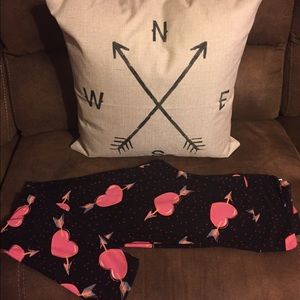 Lularoe ONESIZE Valentine Leggings