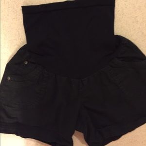Motherhood Maternity shorts