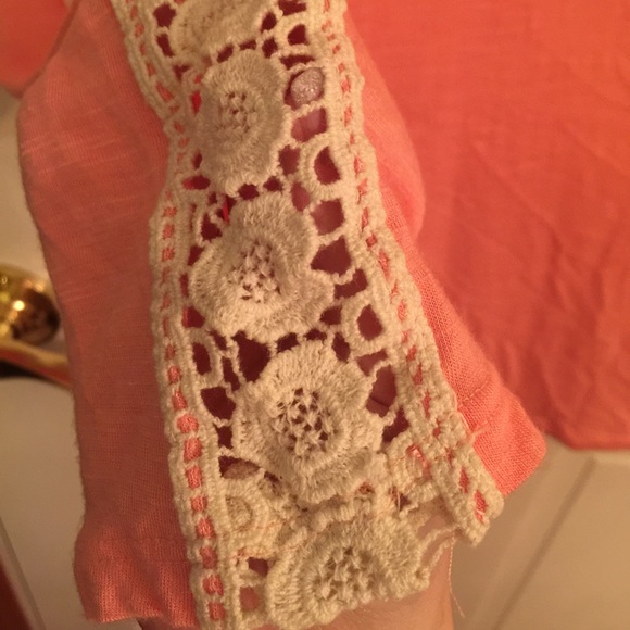 Long sleeve lace top - Picture 4 of 4