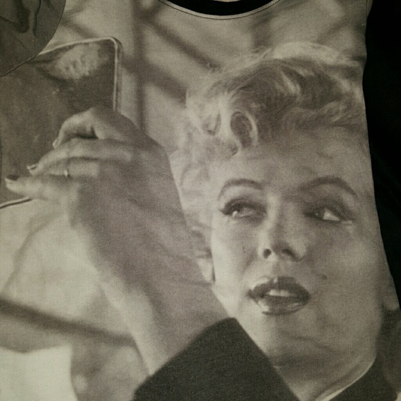 Marilyn Monroe sweatshirt