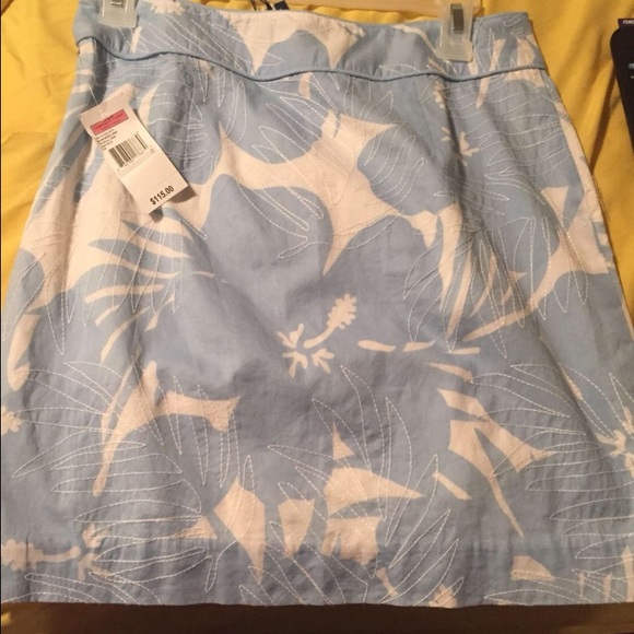 Vineyard Vines skirt