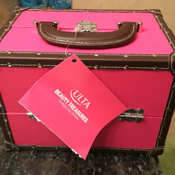 Ulta beauty treasures 70 piece collection