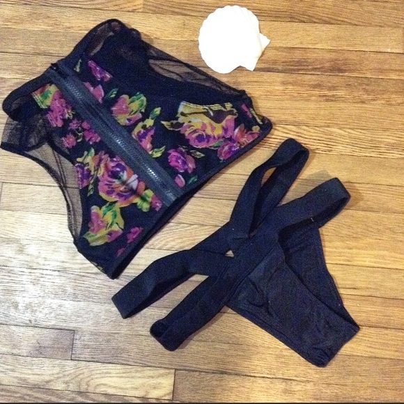 New Floral Mesh Bikini - Picture 4 of 5