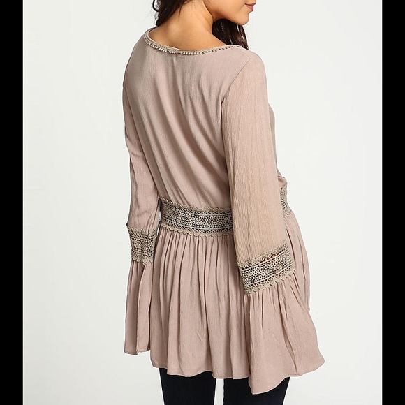 NEW Brown Boho Bell Sleeves Top Sz L - Picture 3 of 3