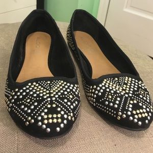 Timeless beaded Aldo Flats