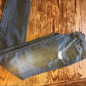 Loft  Distressed Skinny Jeans size 2