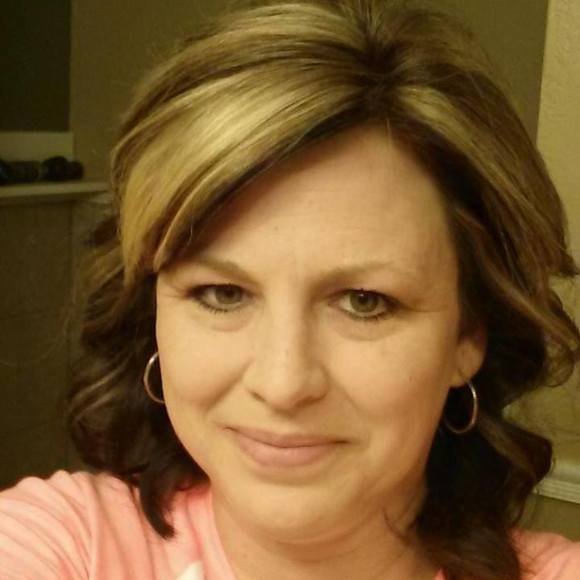 Meet your Posher, Lori