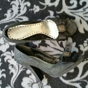 BCBG heels